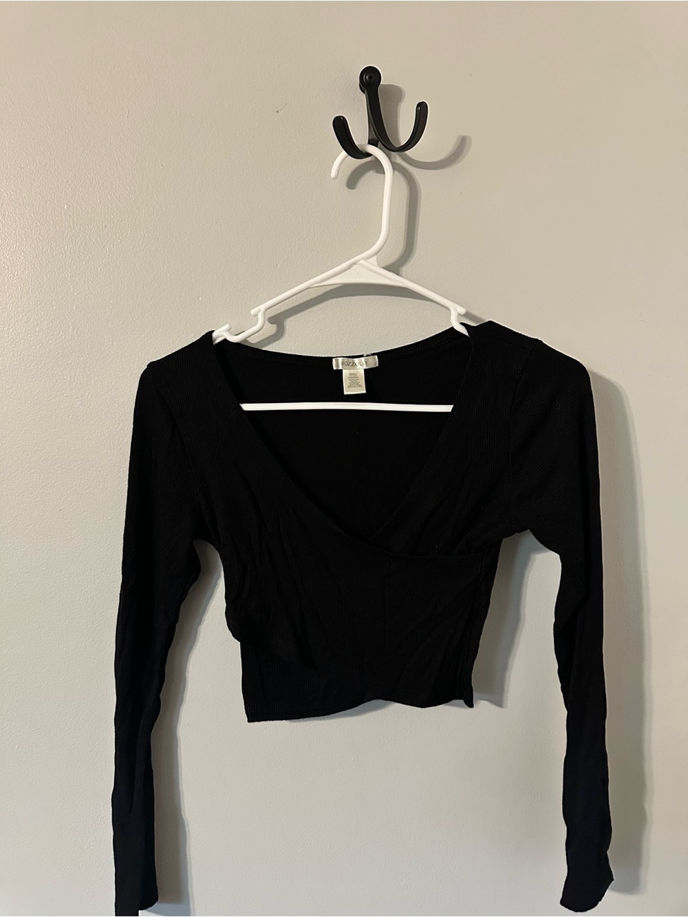 Bozzolo Black Long-Sleeve Wrap Crop Top